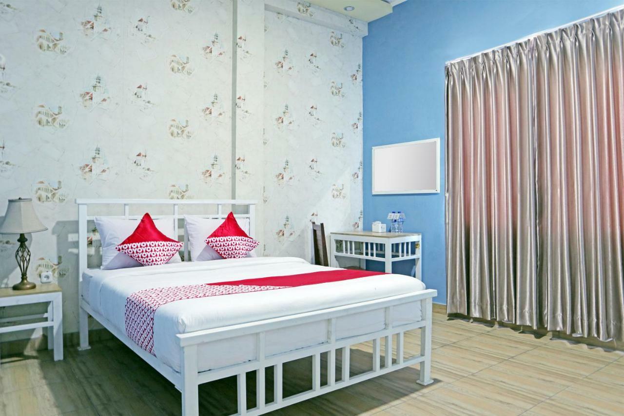 Oyo 1386 Hotel Grand Gabelo Bukittinggi Kültér fotó