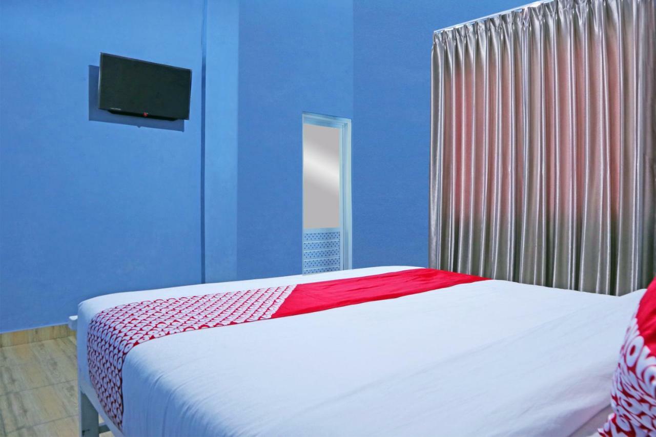 Oyo 1386 Hotel Grand Gabelo Bukittinggi Kültér fotó