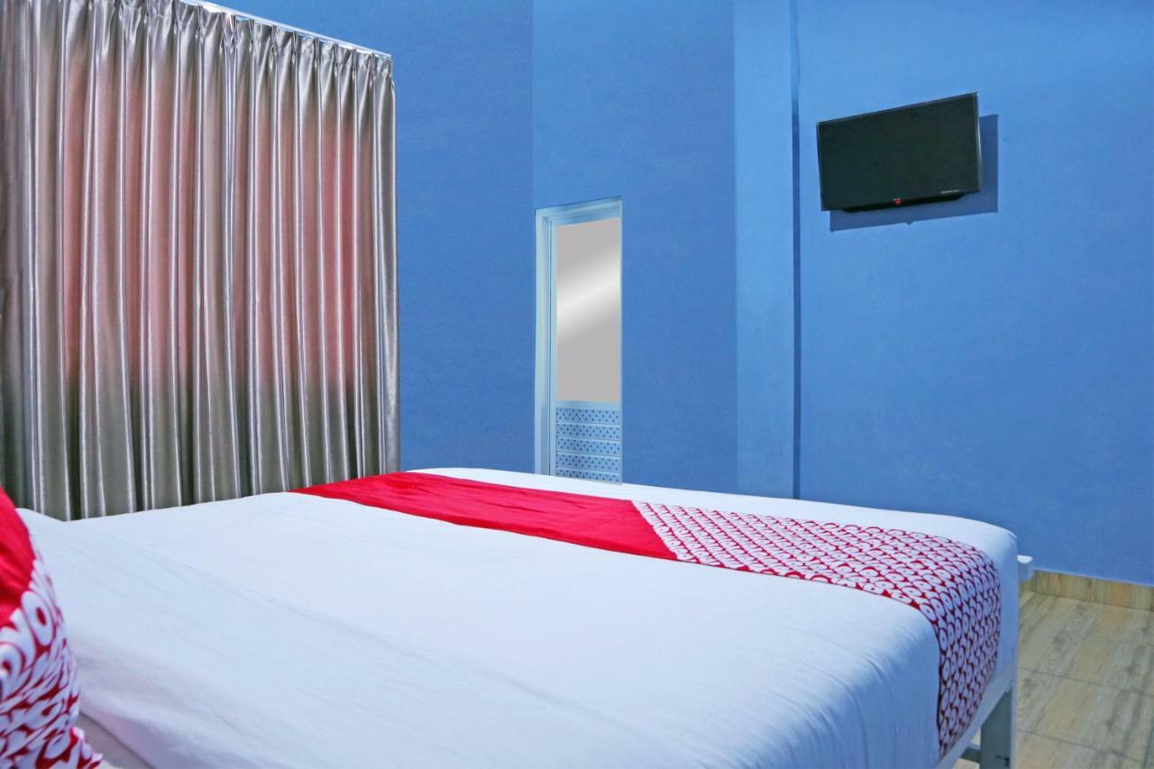 Oyo 1386 Hotel Grand Gabelo Bukittinggi Kültér fotó